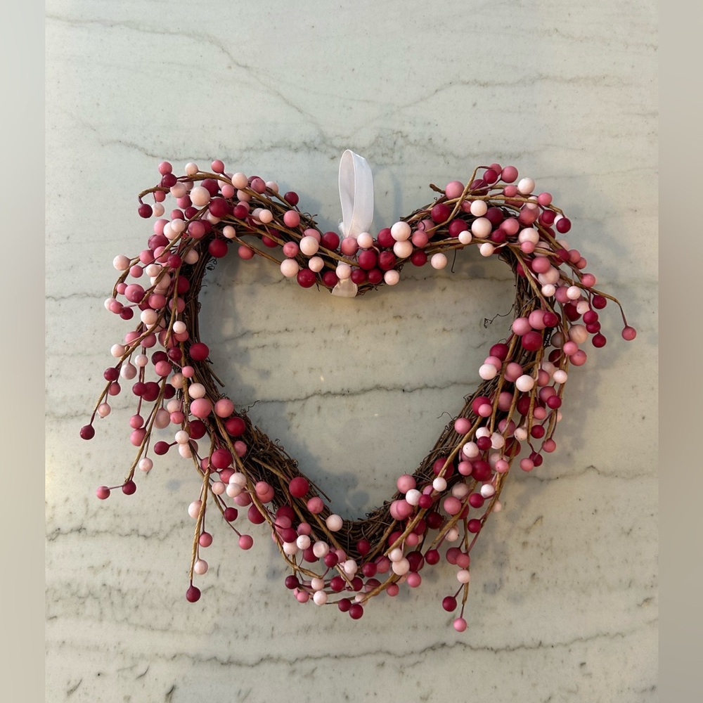 Heart-Shaped Berry Wreath
